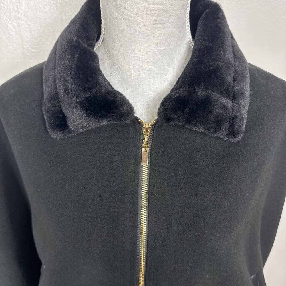 BCBG Women's‎ One Size Faux Fur Collar Felted Full Zip Poncho Black NWT - Picture 6 of 13